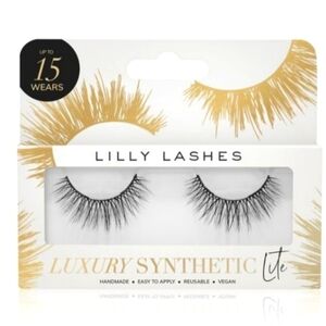 Lilly lashes Luxury synthetic Lite reusable wears nib.